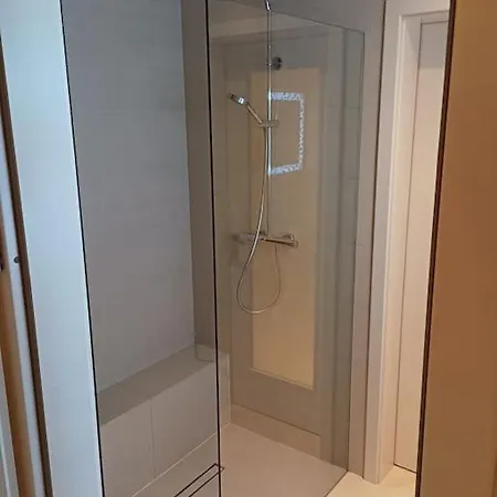 Apartmán Spacious Modern 3 Bedroom Aparment