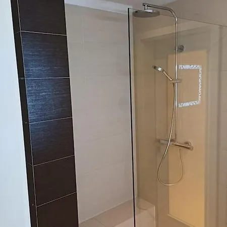 Apartmán Spacious Modern 3 Bedroom Aparment *