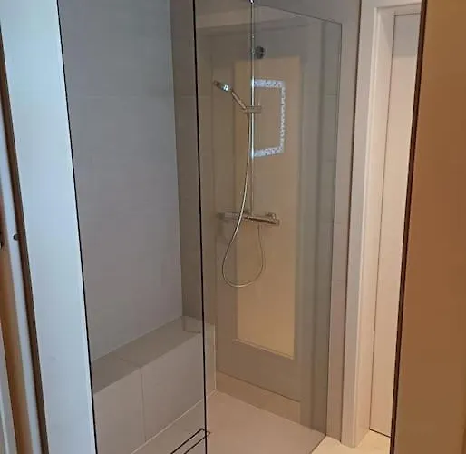 Apartamento Spacious Modern 3 Bedroom Aparment