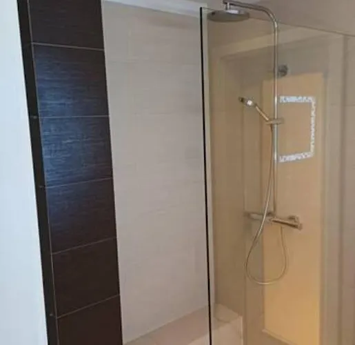 Apartamento Spacious Modern 3 Bedroom Aparment *