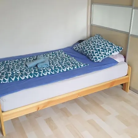 Spacious Modern 3 Bedroom Aparment Apartman Prága